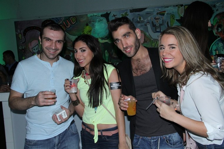 Online Collaborative Party
